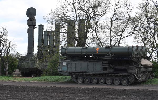 «Под ударами могут оказаться школы и госпитали»: эксперты — об опасности поставок Киеву ракет ATACMS