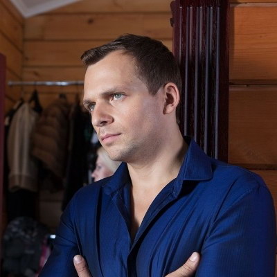 Актер Алексей Янин умер в реанимации